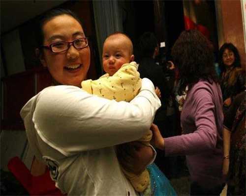 广州代孕怎么交钱_广州代孕中介_福婴国际助孕华北区：做代孕双胞胎多少钱
